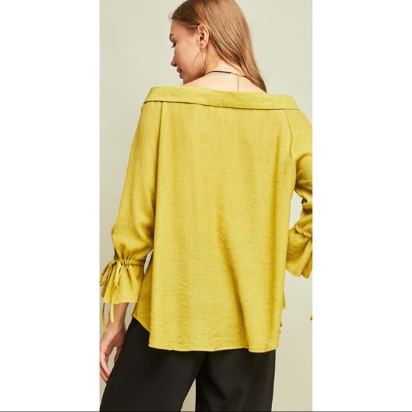 Crinkle Off The Shoulder Button Down Shirt - Picture 5 of 9